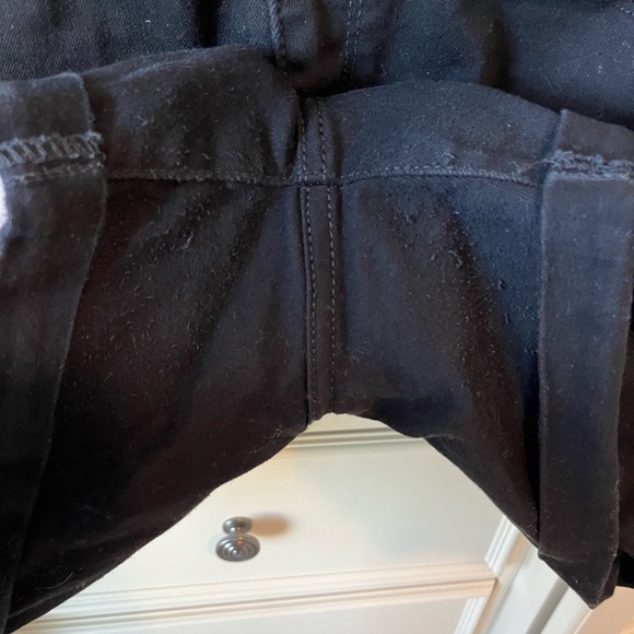 Universal Thread black jean shorts, size 16 - Picture 3 of 6